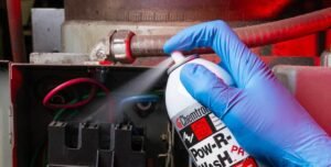 How to Remove Freon from Car