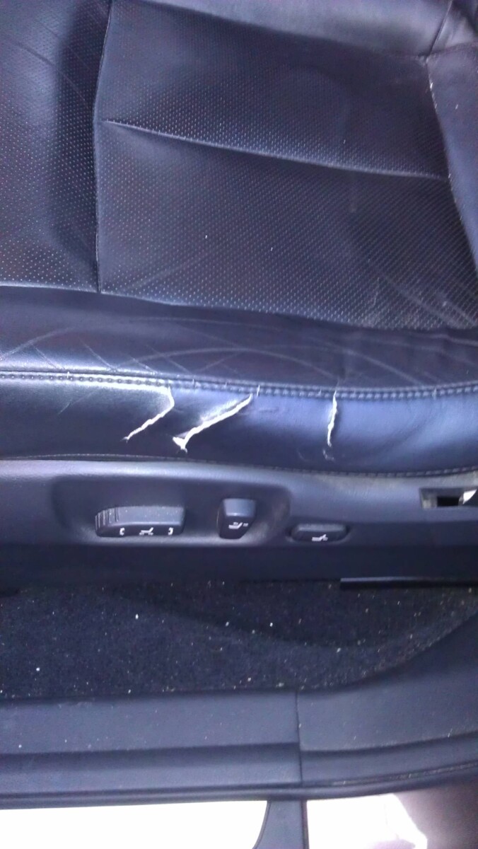 How to Repair Leather Car Seats With Cracks